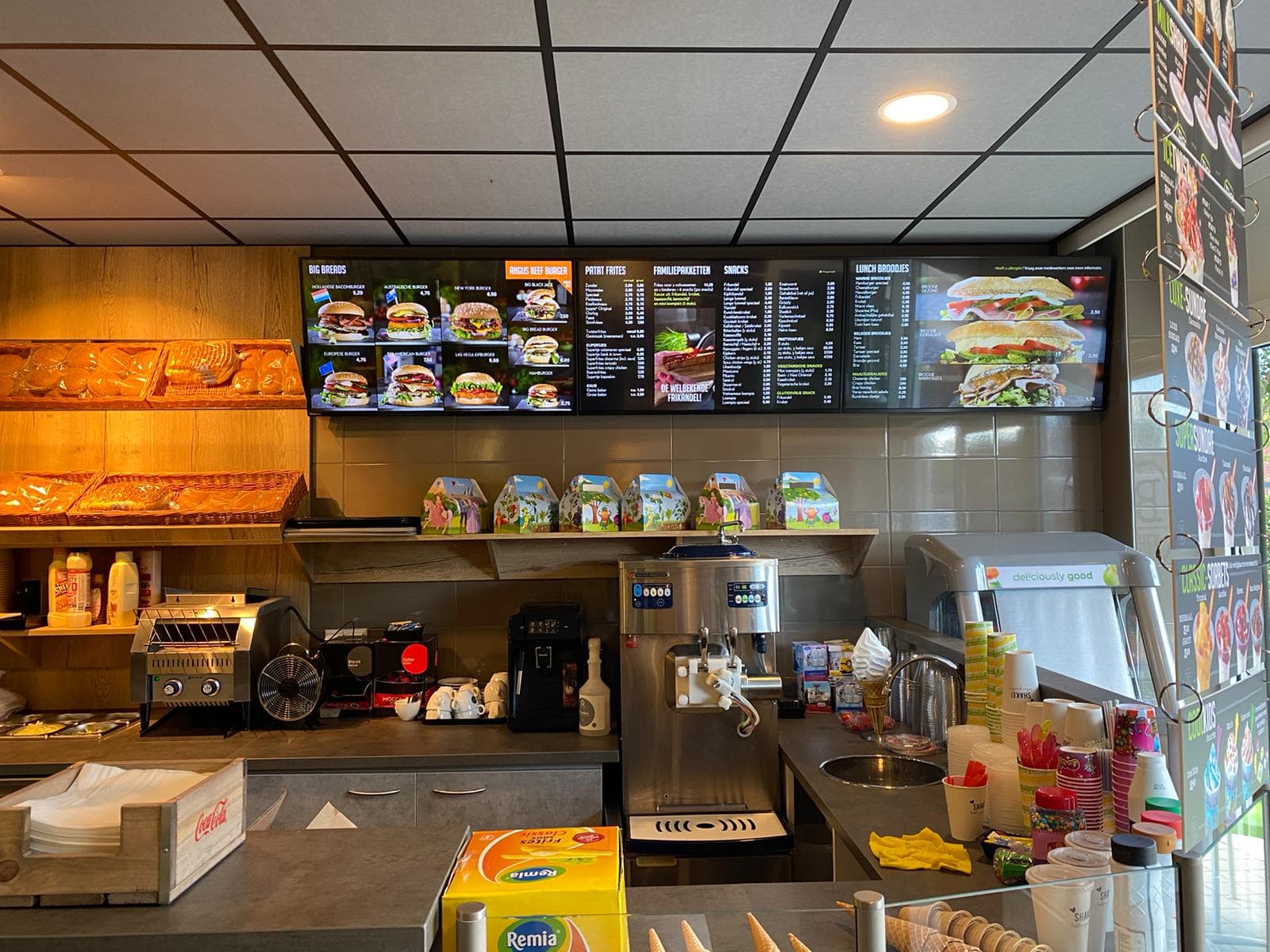 Binnenkant winkel BB kitchen Nijmegen