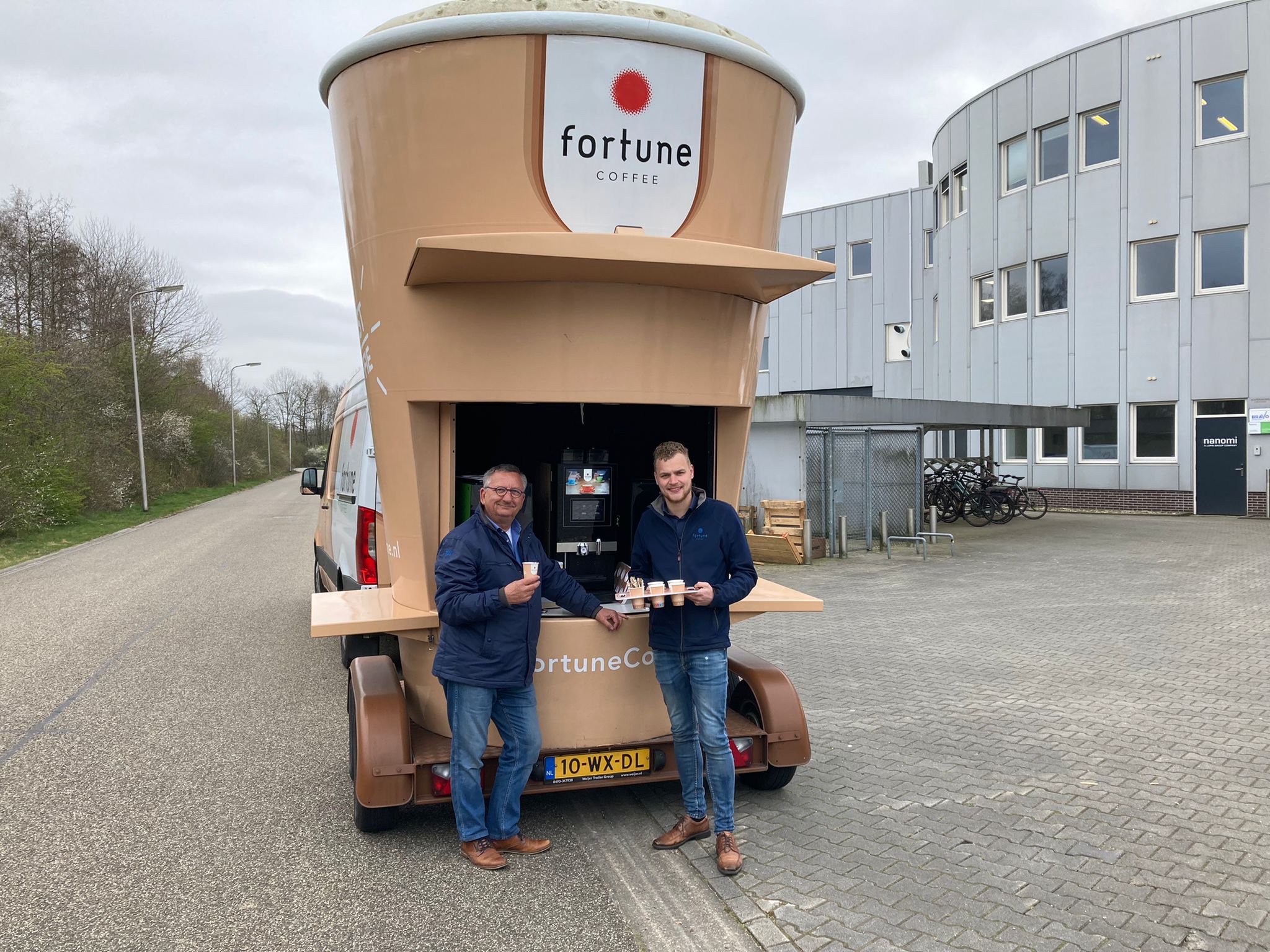 Jeroen Heling wint aanmoedigingsprijs 2024 bij Fortune Coffee