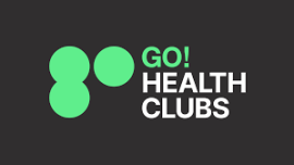 Logo van GO! Health Clubs met groene stippen en witte tekst op een zwarte achtergrond.