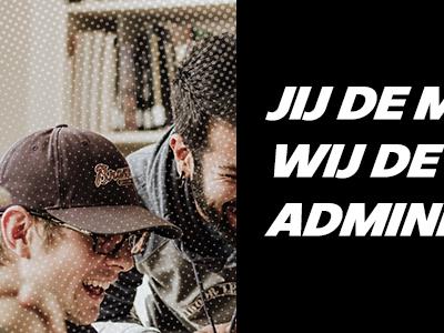 Mensen lachen en werken samen aan tafel met de tekst Jij de mensen, wij de administratie naast het Payper-logo.
