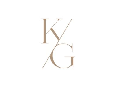 Logo van Kijk op Gordijnen met de letters K en G in een strak ontwerp.