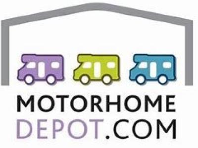 Logo van Motorhome Depot met drie gekleurde campers onder een gestileerd dak.