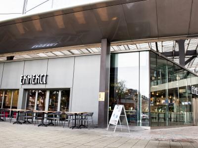Overnamekans: goedlopende Ekmekci op Rotterdam Centraal – A1-locatie met hoge traffic