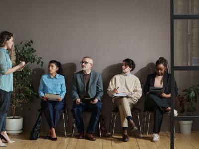 Sfeerfoto Uitzending en recruitment franchiseformules vergeleken