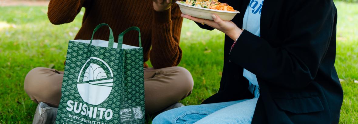 Sushito in het park