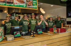 Franchise ter overname: New York Pizza, Grote beer Rotterdam