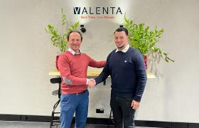 Sven De Groodt (links), Managing Director van Valenta Benelux, en Abou el Haddad, Managing Partner bij Valenta